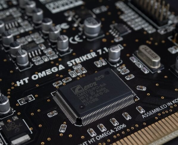 AI Boom Propels SK Hynix and Micron