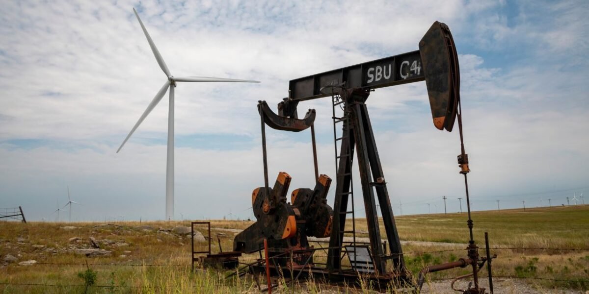 Oil Prices Surge as US Launches Fresh Strikes on Iran Amid Fragile Ceasefire